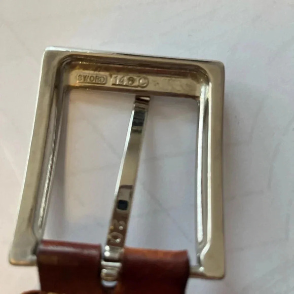Men’s Brown Leather Belt with  Silver Buckle - Picture 4 of 7